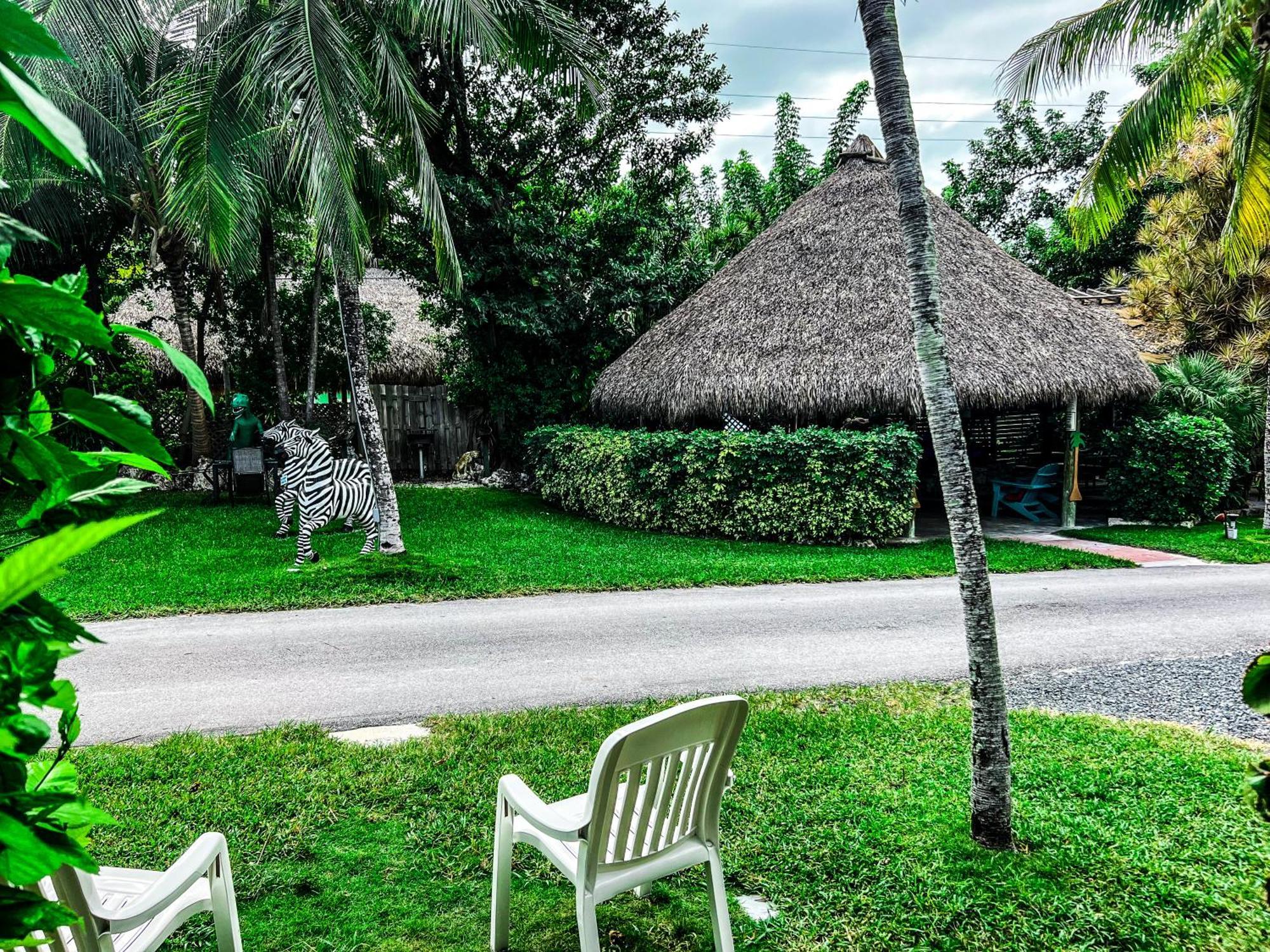 Sunset Cove Beach Resort Key Largo Exterior photo